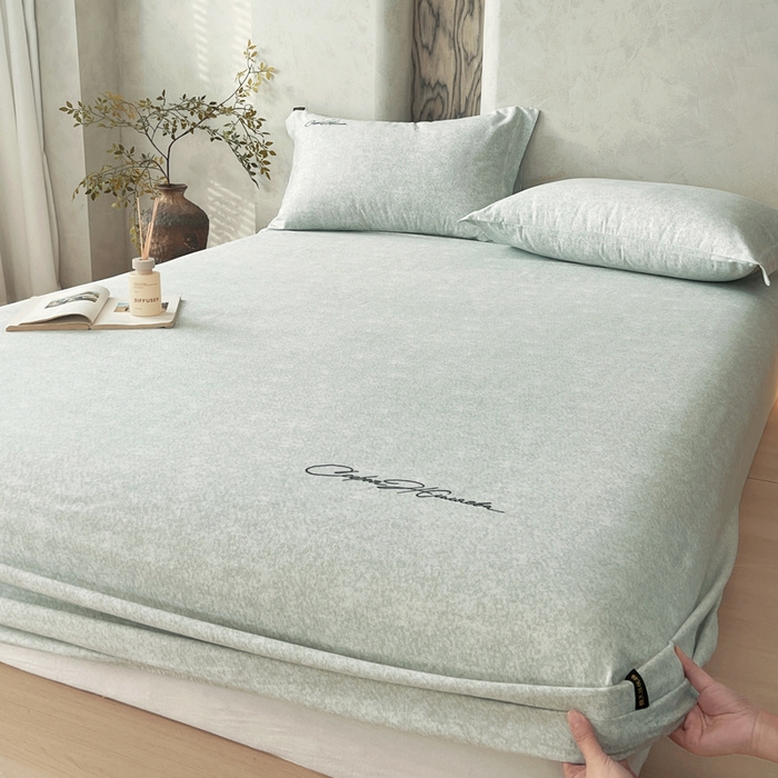 91家纺网 家纺一手货源 找家纺 春皖家纺 2026春夏新款天丝棉刺绣单床笠 床笠单件 曼妮-绿萝纱