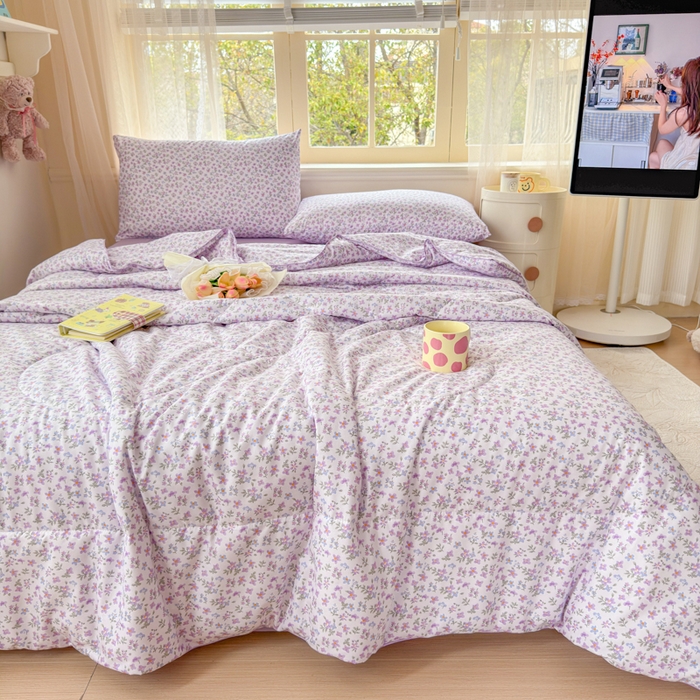 91家纺网 家纺一手货源 找家纺 梦舒阳家纺 2026新款仿棉夏凉被古法水洗棉夏被空调被跑量款 紫萱