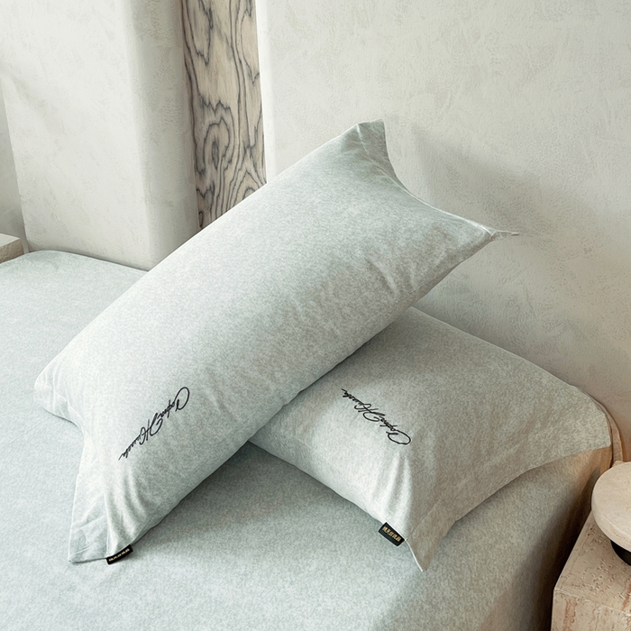 91家纺网 家纺一手货源 找家纺 春皖家纺 2026春夏新款天丝棉刺绣单枕套 枕套单件 曼妮-绿萝纱