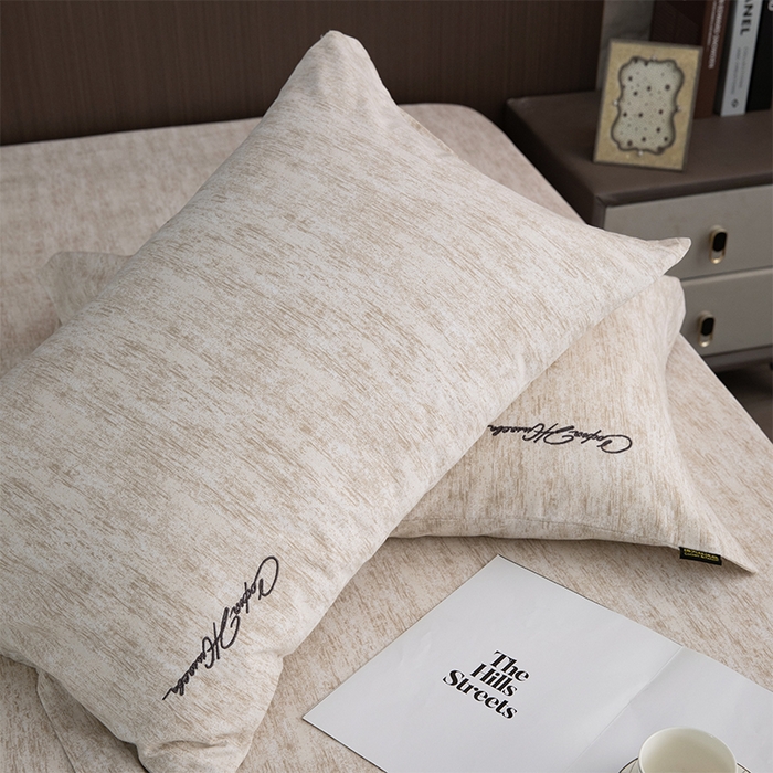 91家纺网 家纺一手货源 找家纺 春皖家纺 2026春夏新款天丝棉刺绣单枕套 枕套单件 亮绮黄