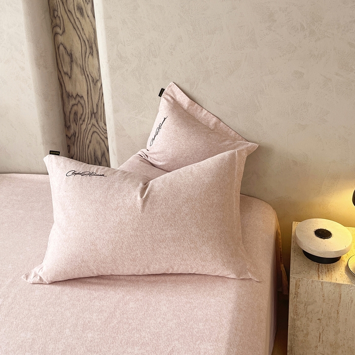 91家纺网 家纺一手货源 找家纺 春皖家纺 2026春夏新款天丝棉刺绣单枕套 枕套单件 曼妮-贝壳色