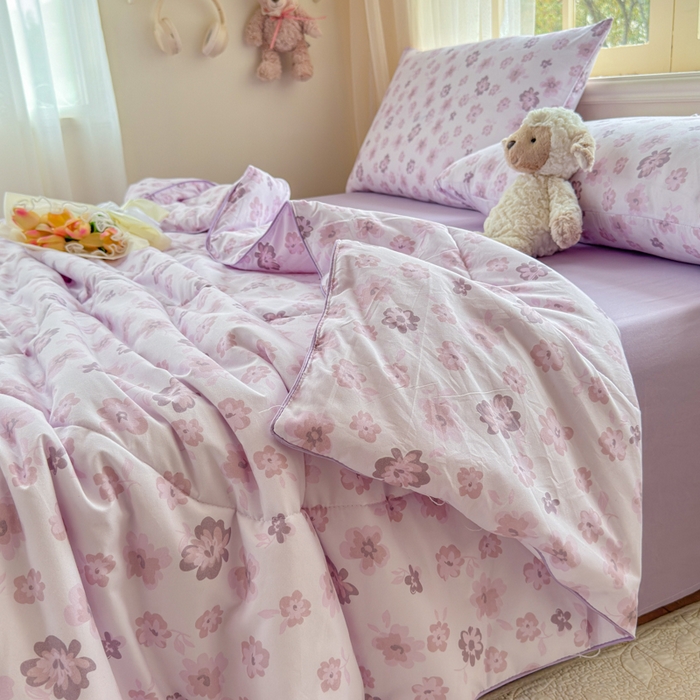 91家纺网 家纺一手货源 找家纺 梦舒阳家纺 2026新款仿棉夏凉被古法水洗棉夏被空调被跑量款 紫韵