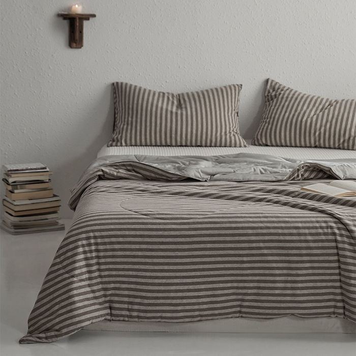 91家纺网 家纺一手货源 找家纺 春皖家纺 （提供买家秀）2026新款A类全棉针织凉感夏被 中咖中条