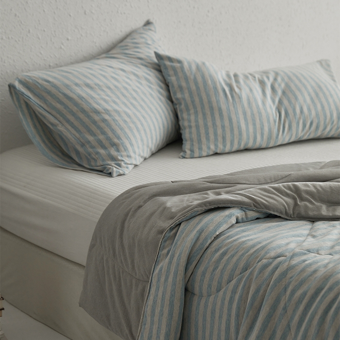 91家纺网 家纺一手货源 找家纺 春皖家纺 （提供买家秀）2026新款A类全棉针织凉感夏被 水蓝中条