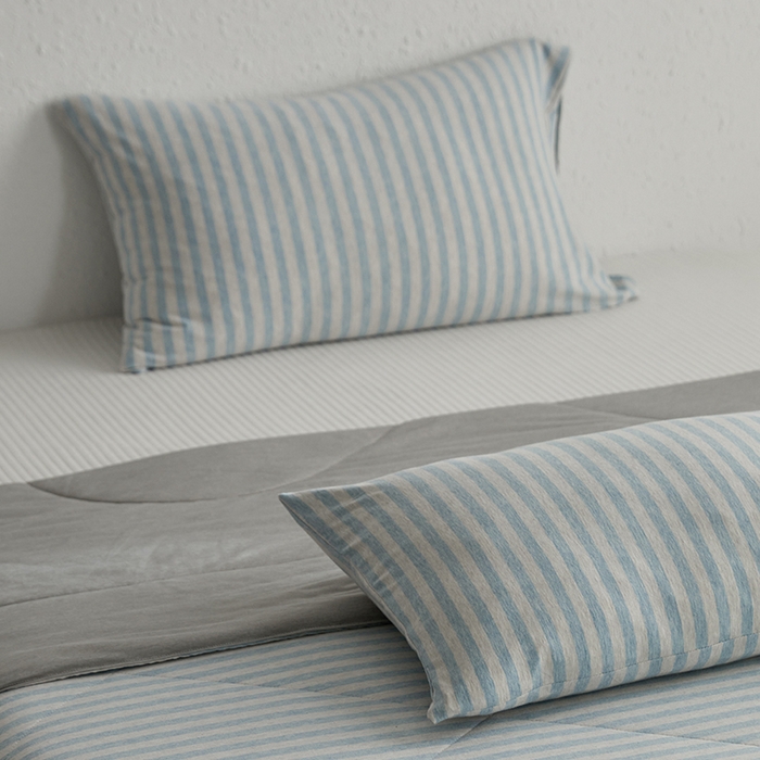 91家纺网 家纺一手货源 找家纺 春皖家纺 （提供买家秀）2026新款A类全棉针织凉感夏被 水蓝中条