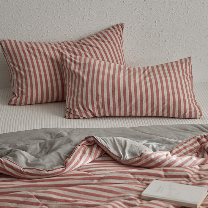 91家纺网 家纺一手货源 找家纺 春皖家纺 （提供买家秀）2026新款A类全棉针织凉感夏被 棕红中条