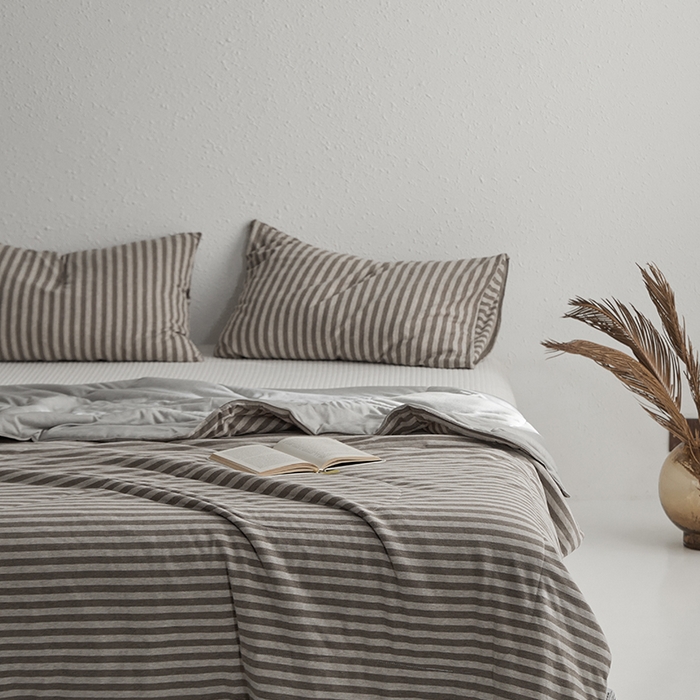 91家纺网 家纺一手货源 找家纺 春皖家纺 （提供买家秀）2026新款A类全棉针织凉感夏被 中咖中条