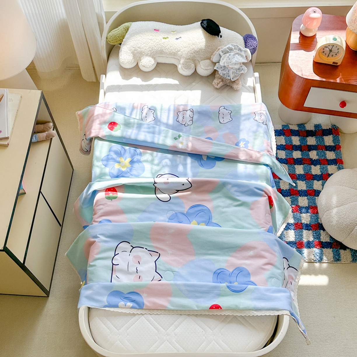 91家纺网 家纺一手货源 找家纺 春妮家纺 2026新款全棉花边儿童幼儿园小被子夏被空调被夏凉被 欢声笑语