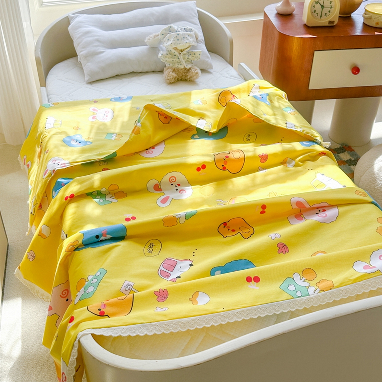 91家纺网 家纺一手货源 找家纺 春妮家纺 2026新款全棉花边儿童幼儿园小被子夏被空调被夏凉被 动物乐园