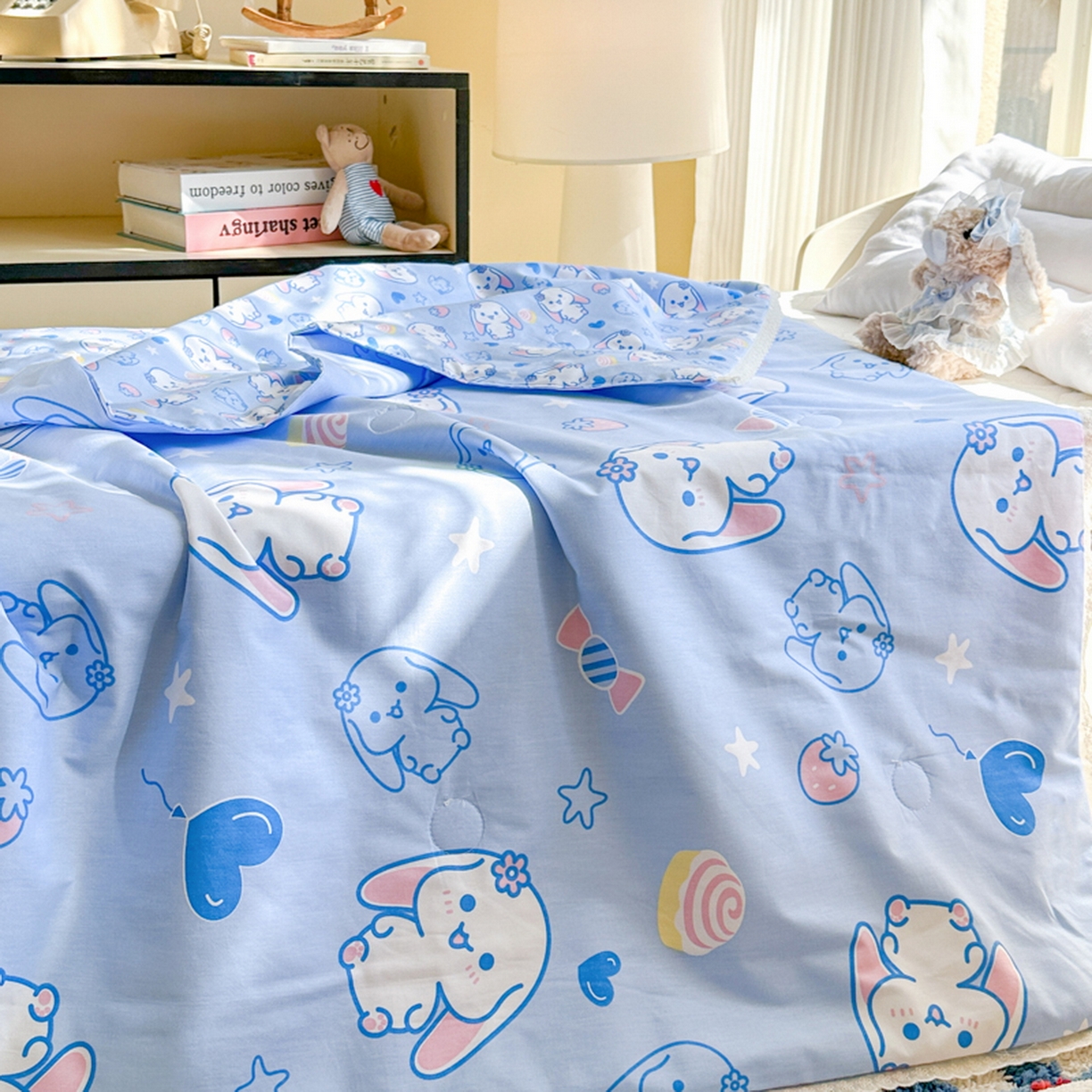 91家纺网 家纺一手货源 找家纺 春妮家纺 2026新款全棉花边儿童幼儿园小被子夏被空调被夏凉被 玉桂小兔