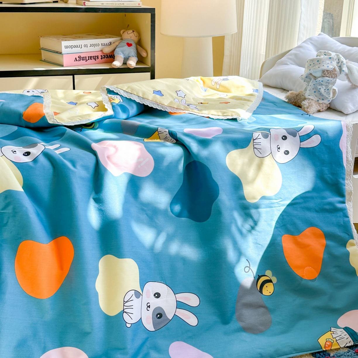 91家纺网 家纺一手货源 找家纺 春妮家纺 2026新款全棉花边儿童幼儿园小被子夏被空调被夏凉被 小兔乖乖