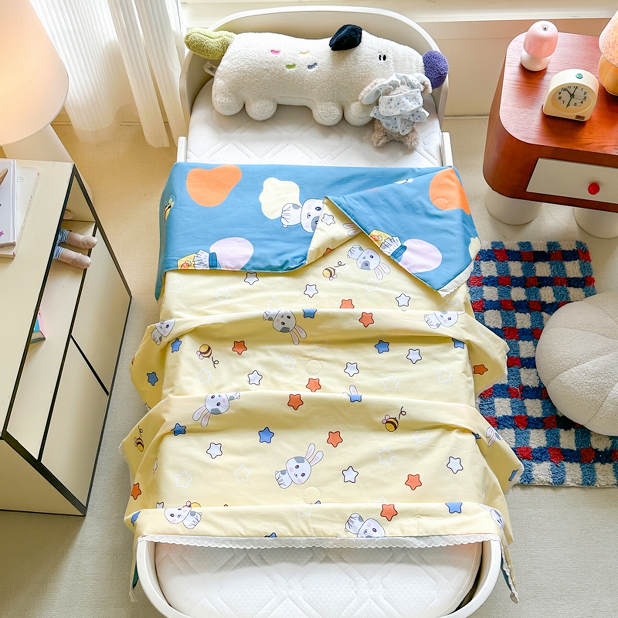 91家纺网 家纺一手货源 找家纺 春妮家纺 2026新款全棉花边儿童幼儿园小被子夏被空调被夏凉被 小兔乖乖