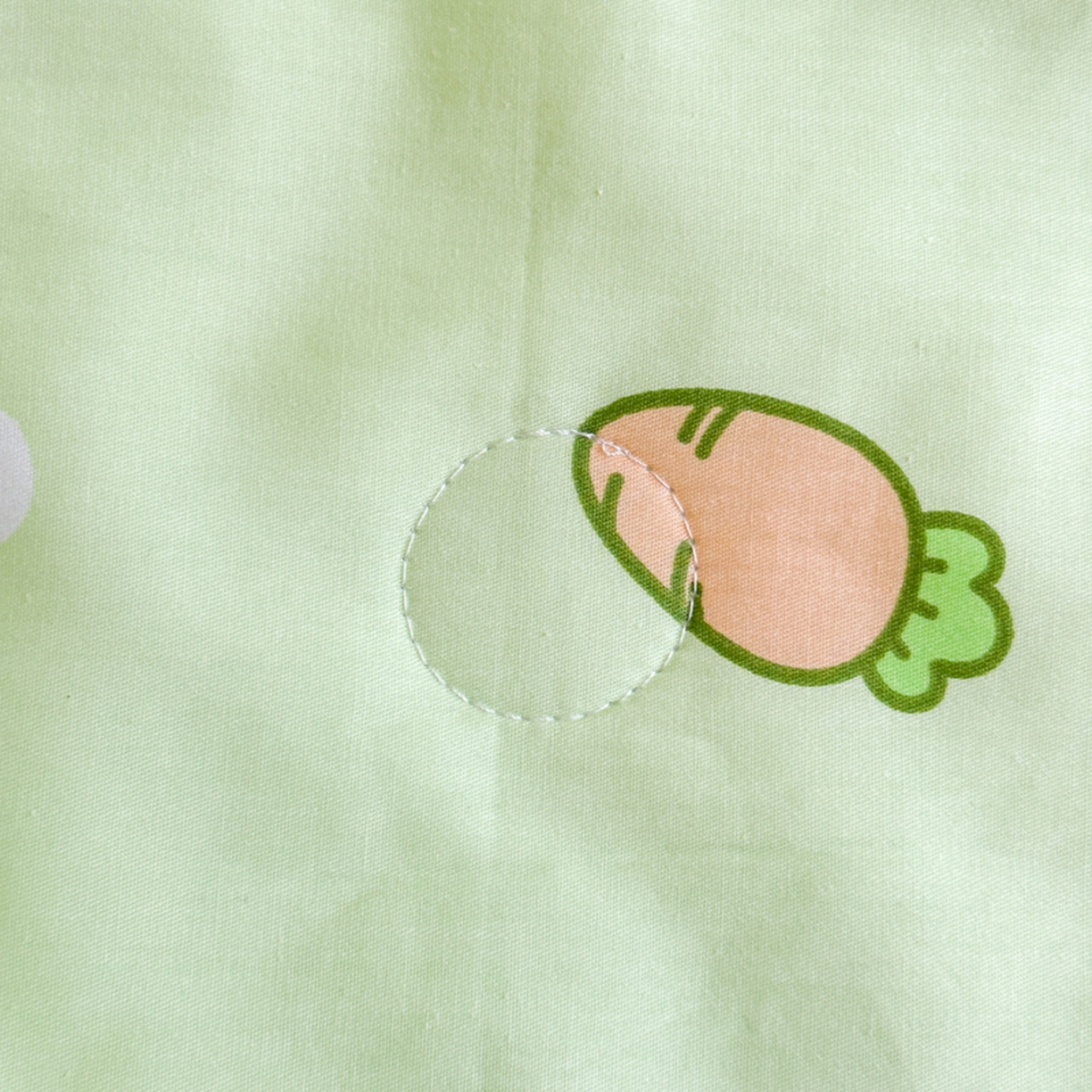 91家纺网 家纺一手货源 找家纺 春妮家纺 2026新款全棉花边儿童幼儿园小被子夏被空调被夏凉被 萌宠奶龙