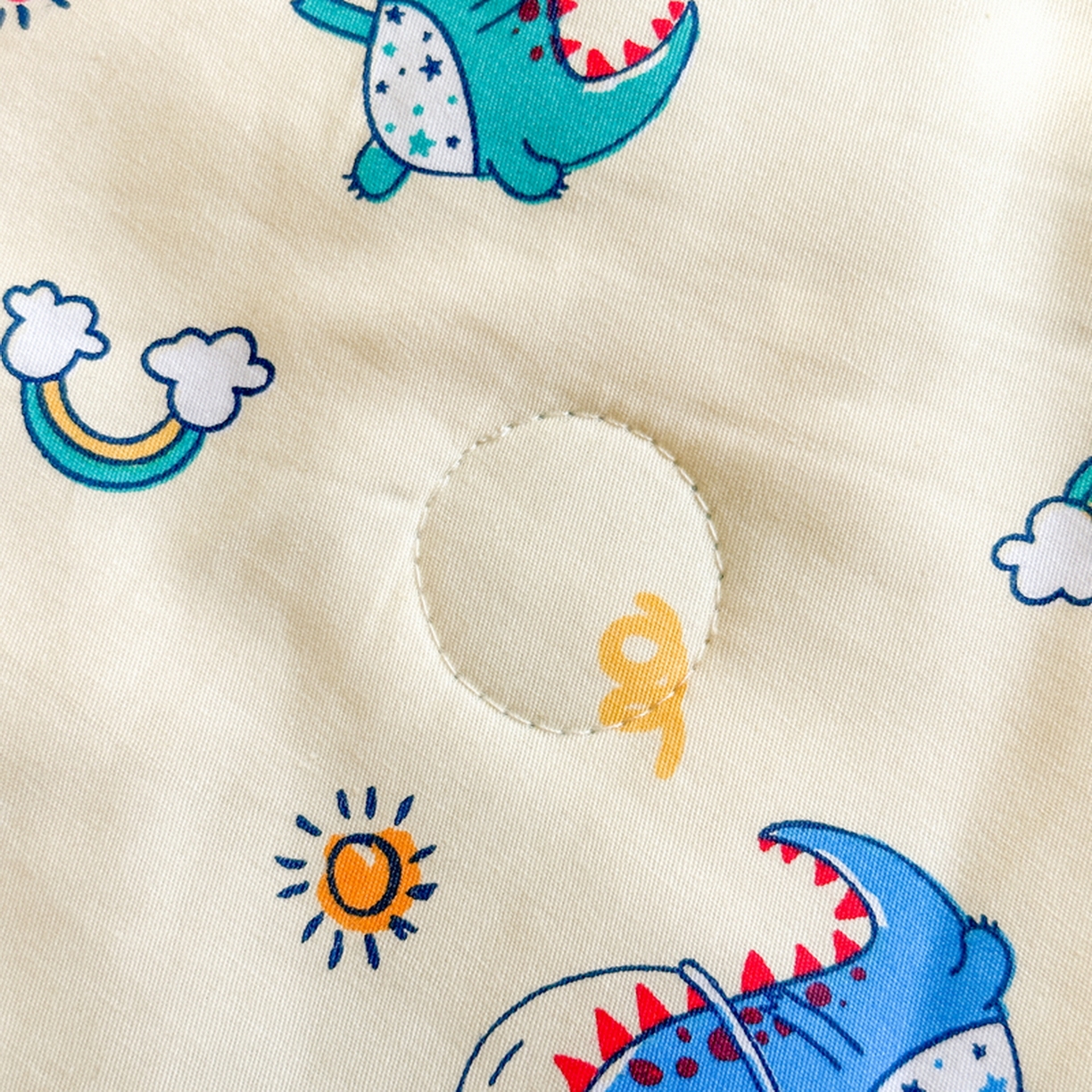 91家纺网 家纺一手货源 找家纺 春妮家纺 2026新款全棉花边儿童幼儿园小被子夏被空调被夏凉被 遨游天空