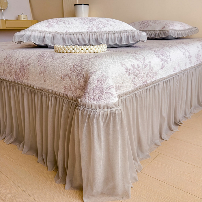 91家纺网 家纺一手货源 找家纺 （总）莱家富 2026新款A类母婴级法式风冰豆豆凉席夏天冰丝席夏季可机洗家用软席床裙款