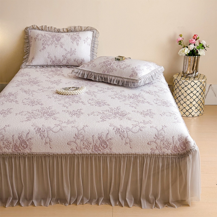 91家纺网 家纺一手货源 找家纺 （总）莱家富 2026新款A类母婴级法式风冰豆豆凉席夏天冰丝席夏季可机洗家用软席床裙款