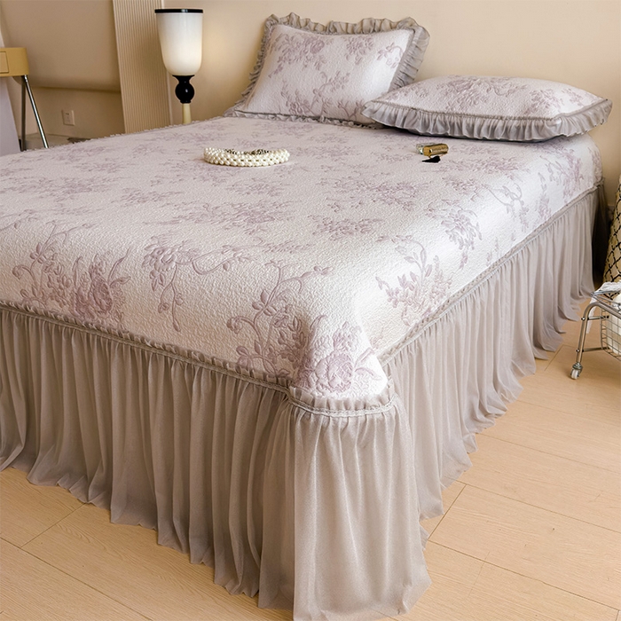 91家纺网 家纺一手货源 找家纺 莱家富 2026新款A类母婴级法式风冰豆豆凉席夏天冰丝席夏季可机洗家用软席床裙款 思琳娜-淡雅紫