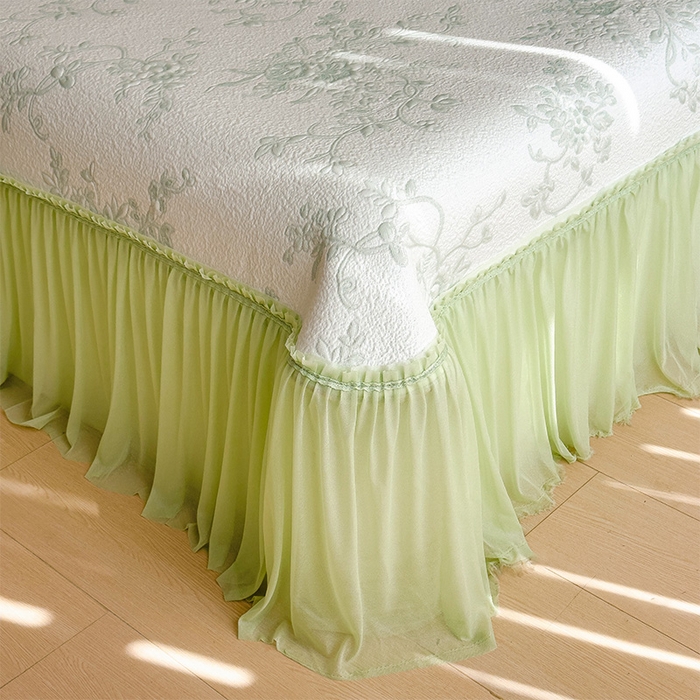 91家纺网 家纺一手货源 找家纺 莱家富 2026新款A类母婴级法式风冰豆豆凉席夏天冰丝席夏季可机洗家用软席床裙款 思琳娜-豆绿