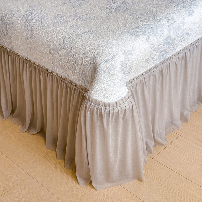 91家纺网 家纺一手货源 找家纺 莱家富 2026新款A类母婴级法式风冰豆豆凉席夏天冰丝席夏季可机洗家用软席床裙款 思琳娜-淡蓝