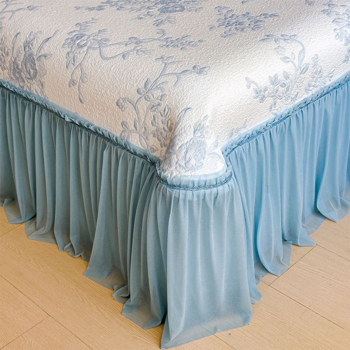 91家纺网 家纺一手货源 找家纺 莱家富 2026新款A类母婴级法式风冰豆豆凉席夏天冰丝席夏季可机洗家用软席床裙款 思琳娜-天空蓝