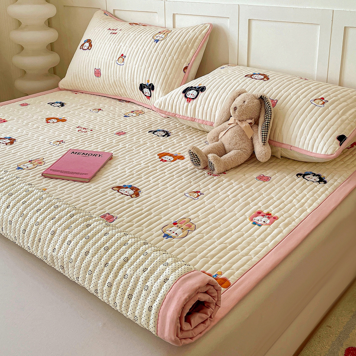 91家纺网 家纺一手货源 找家纺 纽缦家纺 2026新款A类105g仿棉古法水洗棉床垫 慕尼