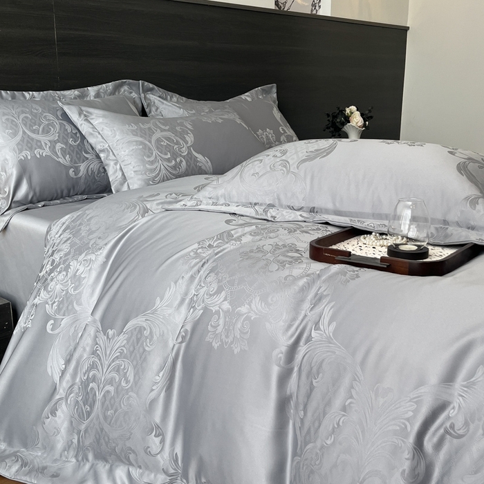 91家纺网 家纺一手货源 找家纺 金牛座家纺 2026春夏新款高精密大花位贡缎提花四件套-赫拉 赫拉-高级灰