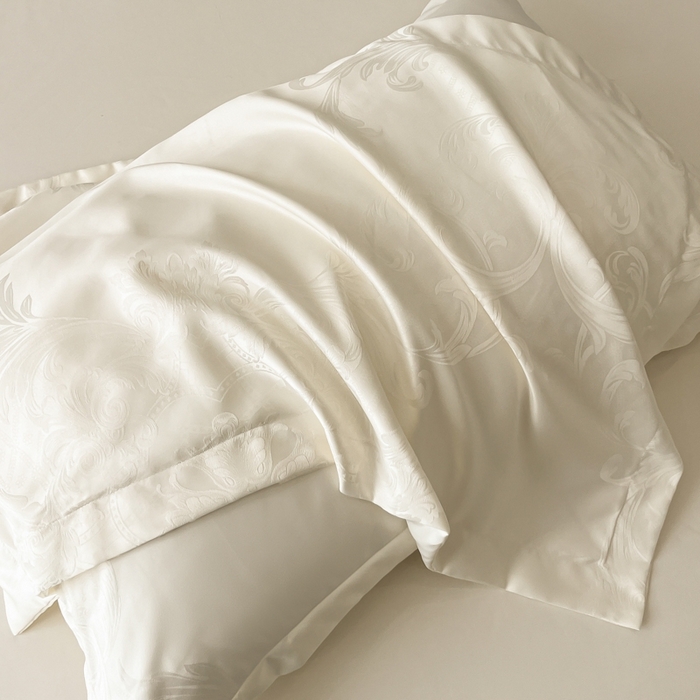 91家纺网 家纺一手货源 找家纺 金牛座家纺 2026春夏新款高精密大花位贡缎提花四件套-赫拉 赫拉-奶白