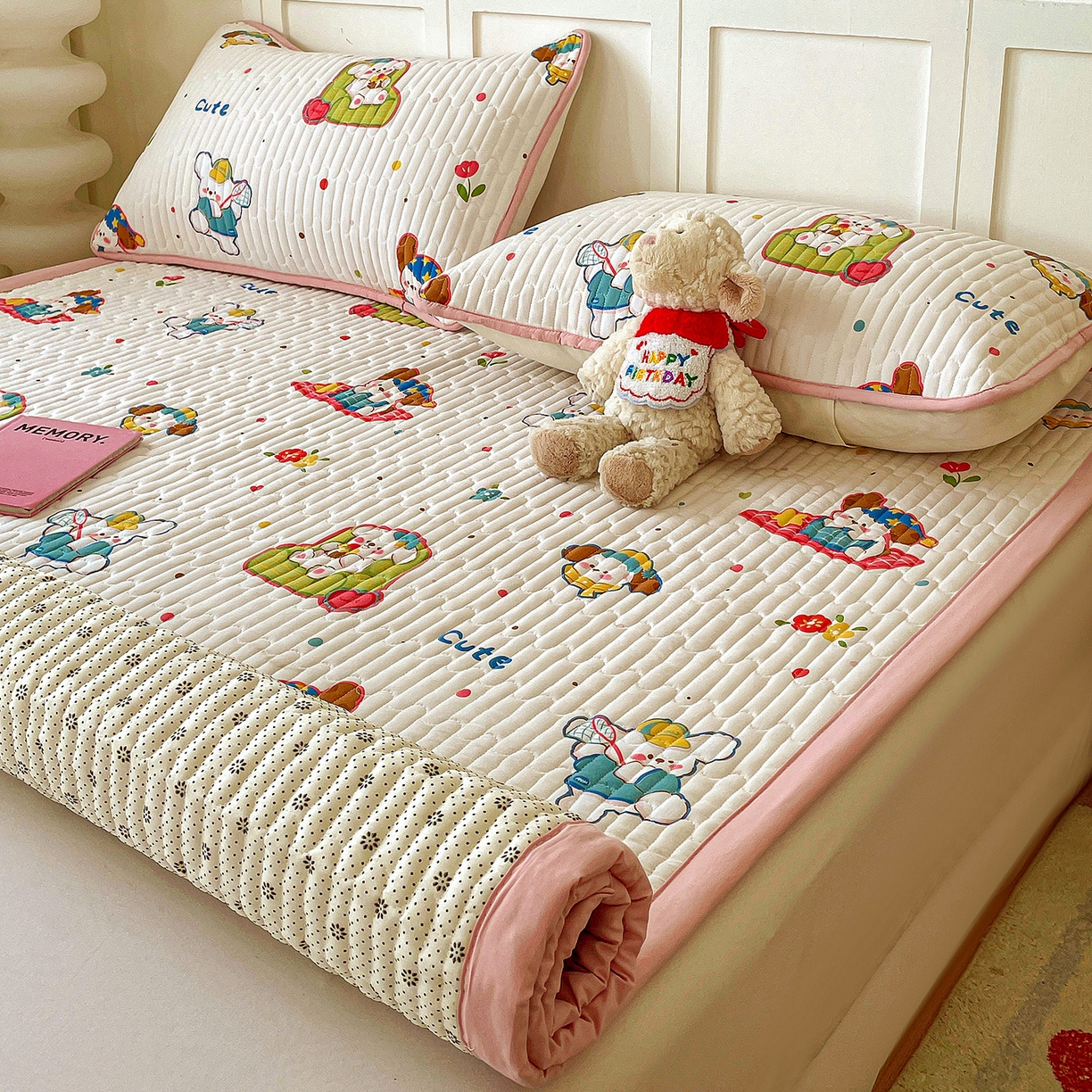 91家纺网 家纺一手货源 找家纺 纽缦家纺 2026新款A类105g仿棉古法水洗棉床垫 心愿狗