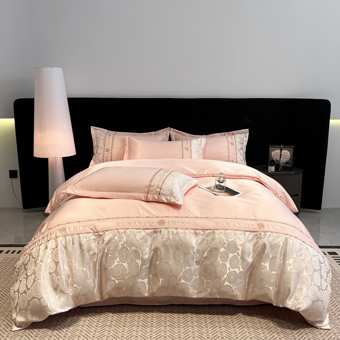 91家纺网 家纺一手货源 找家纺 （总）金牛座家纺 2026春夏新款细斜纹贡缎亮丝提花重工刺绣四件套-爱恋