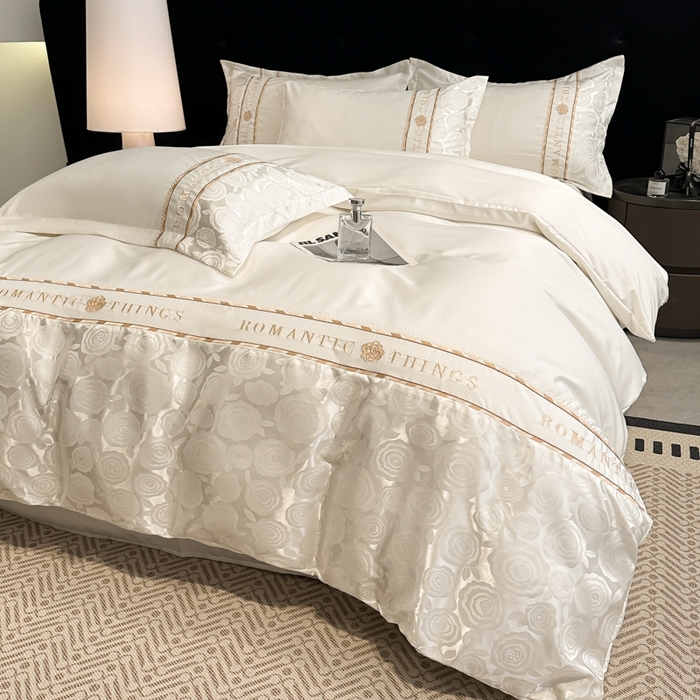 91家纺网 家纺一手货源 找家纺 （总）金牛座家纺 2026春夏新款细斜纹贡缎亮丝提花重工刺绣四件套-爱恋