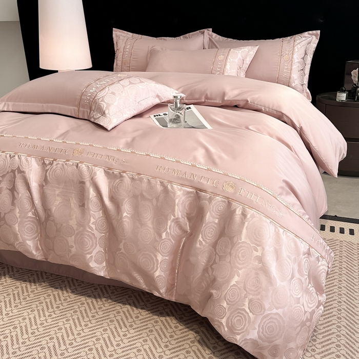 金牛座家纺 2026春夏新款细斜纹贡缎亮丝提花重工刺绣四件套-爱恋 爱恋-浅豆沙
