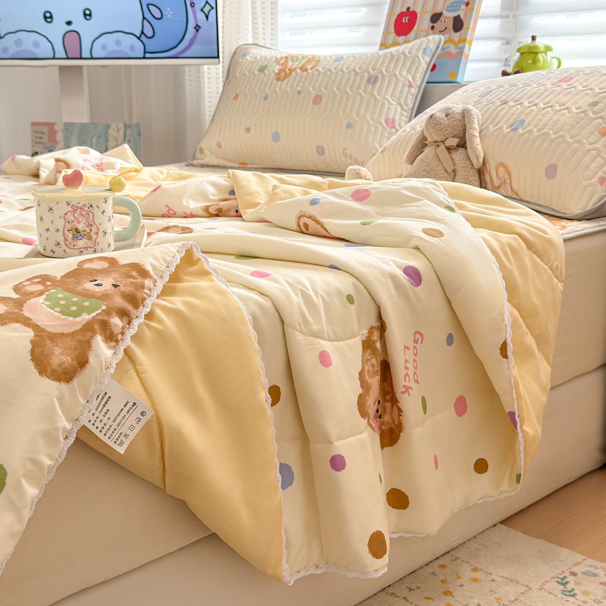 91家纺网 家纺一手货源 找家纺 慕尚家纺 2026新款乳胶凉席夏被空调被夏凉被套装组合 多彩熊