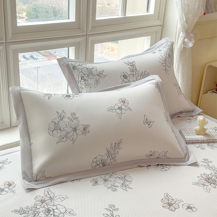 91家纺网 家纺一手货源 找家纺 莱家富 2026新款夏季花卉冰丝床裙席单件夏天冰豆豆A类可机洗学生宿舍空调软席 印花斜纹凉席-花影