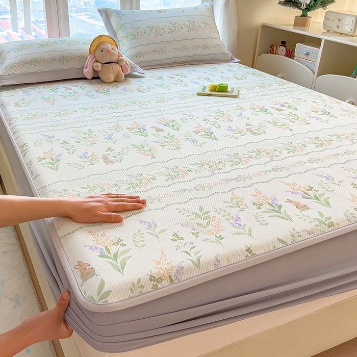 91家纺网 家纺一手货源 找家纺 （总）莱家富 2026新款夏季花卉冰丝床裙席单件夏天冰豆豆A类可机洗学生宿舍空调软席