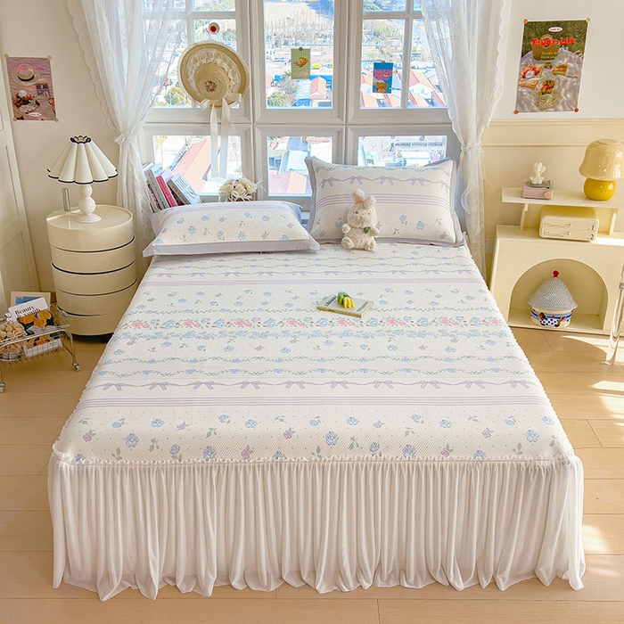 91家纺网 家纺一手货源 找家纺 莱家富 2026新款夏季花卉冰丝床裙席单件夏天冰豆豆A类可机洗学生宿舍空调软席 印花床裙席-田园之家