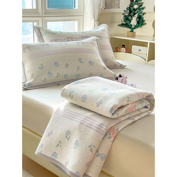 91家纺网 家纺一手货源 找家纺 莱家富 2026新款夏季花卉冰丝床裙席单件夏天冰豆豆A类可机洗学生宿舍空调软席 印花床笠席-田园之家