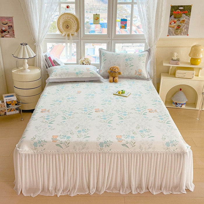 91家纺网 家纺一手货源 找家纺 莱家富 2026新款夏季花卉冰丝床裙席单件夏天冰豆豆A类可机洗学生宿舍空调软席 印花床裙席-丛林小熊