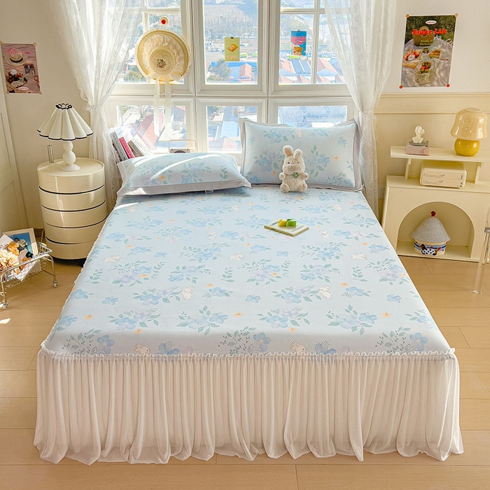 91家纺网 家纺一手货源 找家纺 莱家富 2026新款夏季花卉冰丝床裙席单件夏天冰豆豆A类可机洗学生宿舍空调软席 印花床裙席-春漫庭