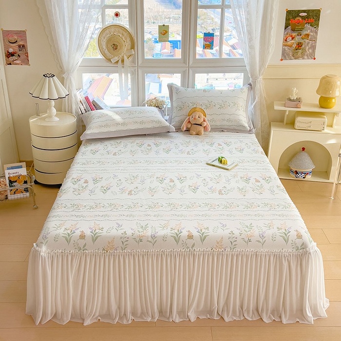 91家纺网 家纺一手货源 找家纺 莱家富 2026新款夏季花卉冰丝床裙席单件夏天冰豆豆A类可机洗学生宿舍空调软席 印花床裙席-洛克庄园