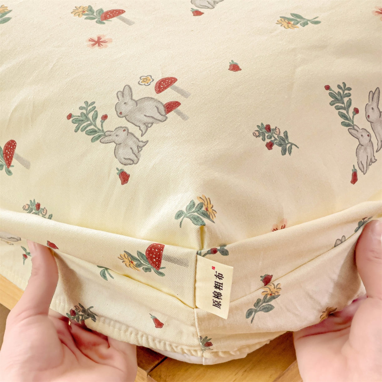 91家纺网 家纺一手货源 找家纺 名兮家居 2026春夏新款A类全棉纯棉老粗布床笠 床笠单件 花兔兔