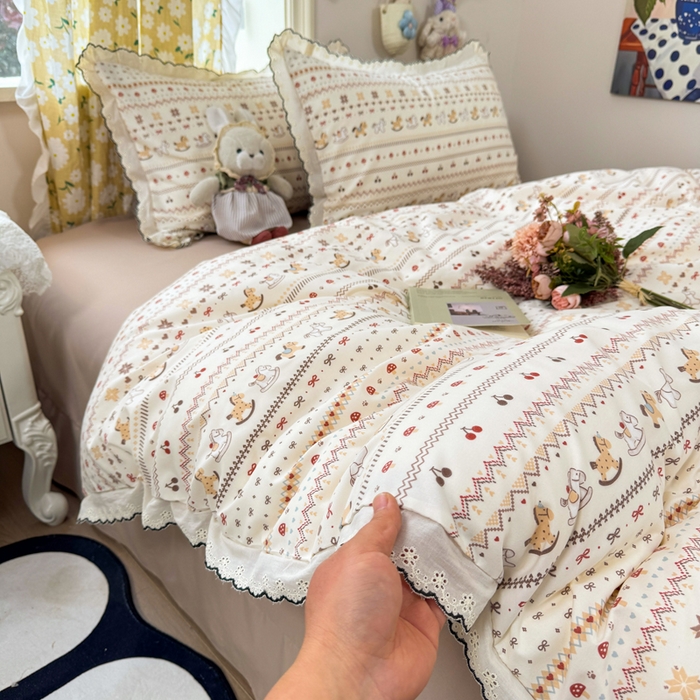 91家纺网 家纺一手货源 找家纺 梦忧草 2026新款春夏新款法式花边小清新四件套仿棉云感纱三件套单被套单件 乐町小马