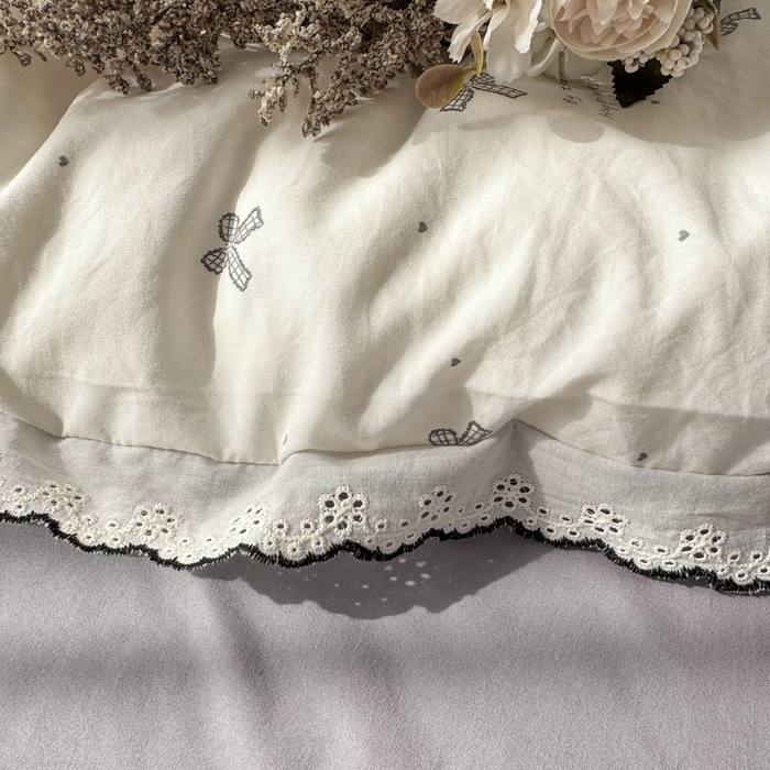 91家纺网 家纺一手货源 找家纺 梦忧草 2026新款春夏新款法式花边小清新四件套仿棉云感纱三件套单被套单件 梦幻灰