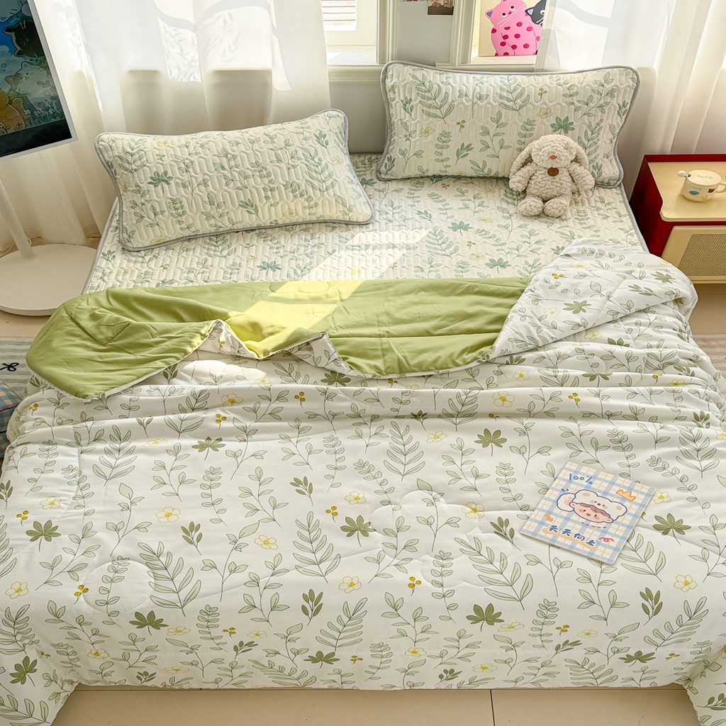 91家纺网 家纺一手货源 找家纺 慕尚家纺 2026新款乳胶凉席夏被空调被夏凉被套装组合 风信子