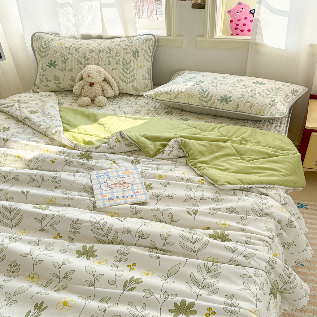 91家纺网 家纺一手货源 找家纺 慕尚家纺 2026新款乳胶凉席夏被空调被夏凉被套装组合 风信子