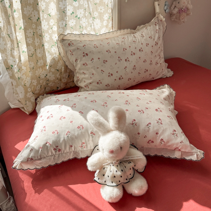 91家纺网 家纺一手货源 找家纺 梦忧草 2026新款春夏新款法式花边小清新四件套仿棉云感纱三件套单被套单件 疏影