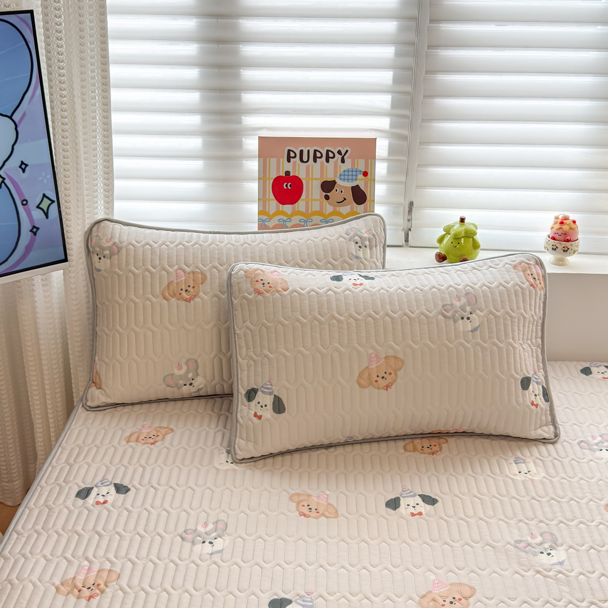 91家纺网 家纺一手货源 找家纺 慕尚家纺 2026新款乳胶凉席夏被空调被夏凉被套装组合 灰色奶狗