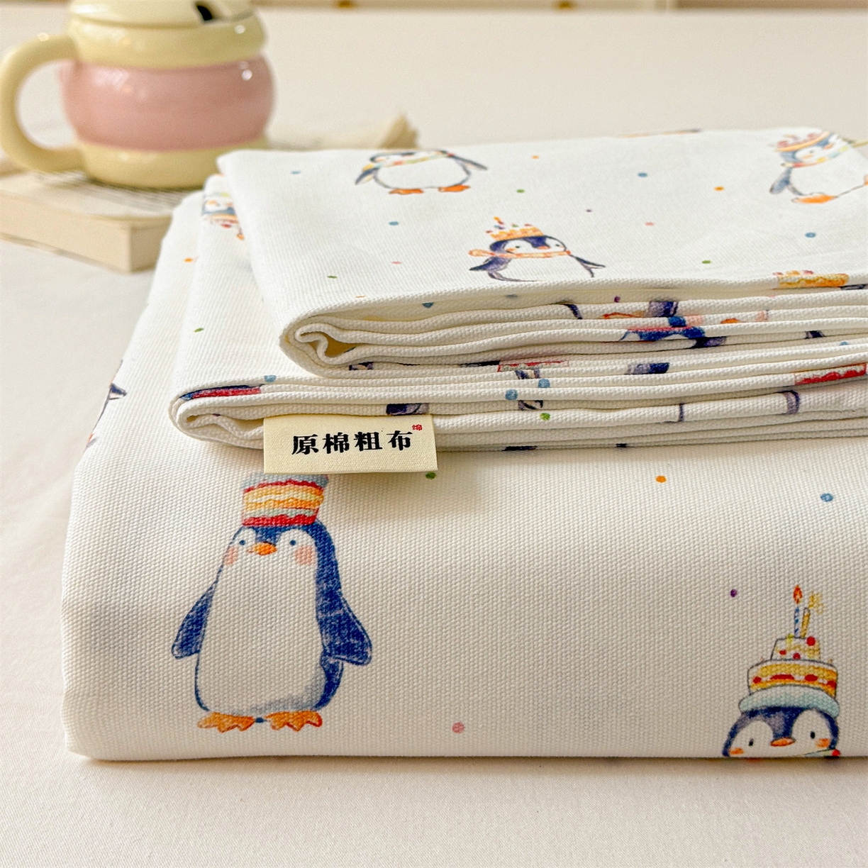 91家纺网 家纺一手货源 找家纺 名兮家居 2026春夏新款A类全棉纯棉老粗布床笠 床笠单件 帽帽企鹅