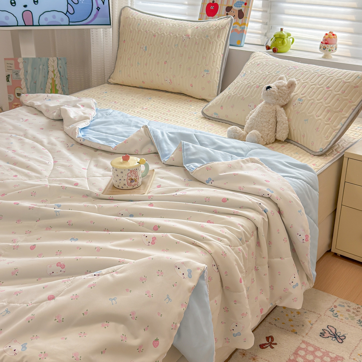 91家纺网 家纺一手货源 找家纺 慕尚家纺 2026新款乳胶凉席夏被空调被夏凉被套装组合 可爱kt