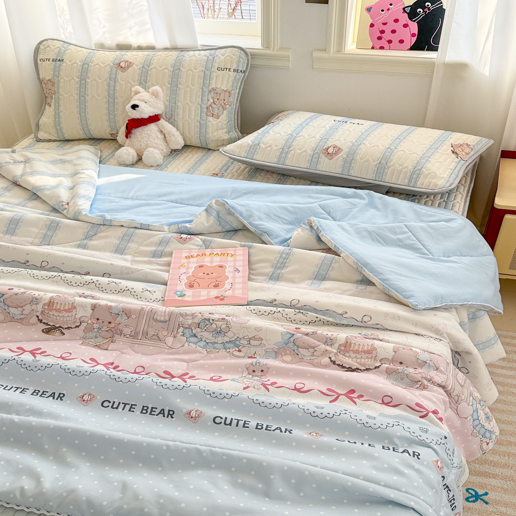 91家纺网 家纺一手货源 找家纺 慕尚家纺 2026新款乳胶凉席夏被空调被夏凉被套装组合 洛丽塔小熊