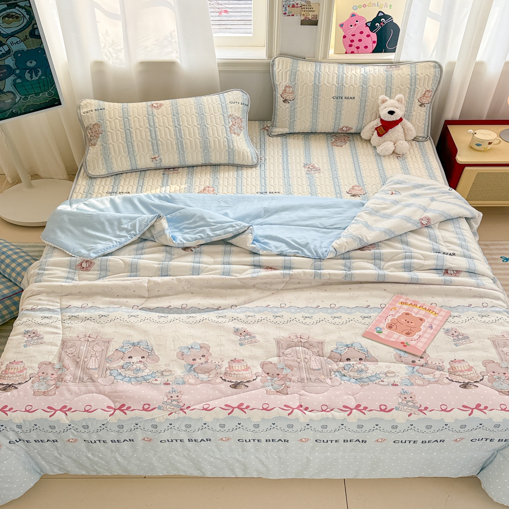 91家纺网 家纺一手货源 找家纺 慕尚家纺 2026新款乳胶凉席夏被空调被夏凉被套装组合 洛丽塔小熊